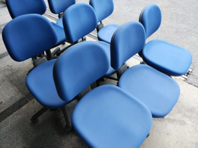 オフィスチェアークリーニング